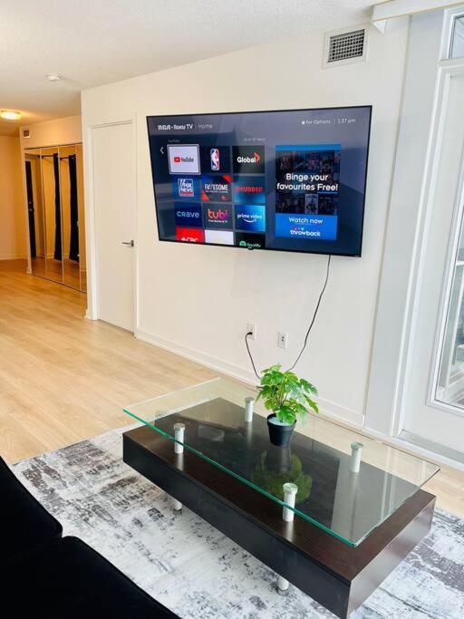 Deluxe Suite Торонто Экстерьер фото