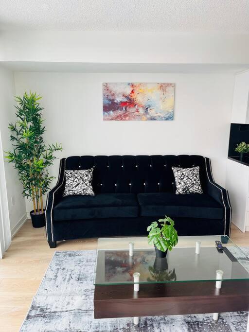 Deluxe Suite Торонто Экстерьер фото