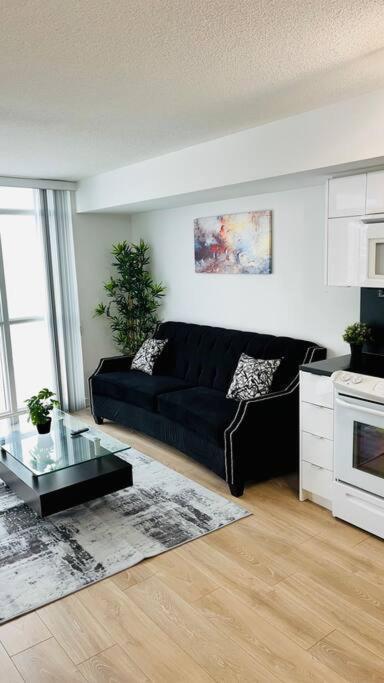 Deluxe Suite Торонто Экстерьер фото
